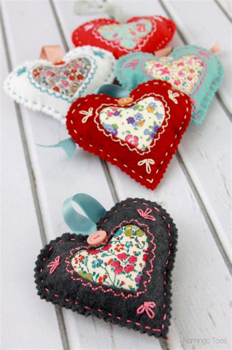 DIY Fabric Heart Valentines