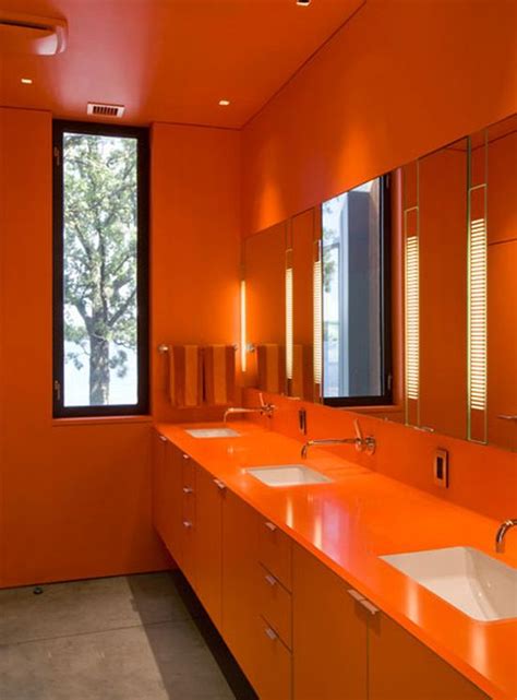 40 bathroom color schemes we're loving right now from warm and earthy to cool and modern, these colorful bathroom ideas will transform your space from boring to brilliant. 6 Ways To Make A Monochromatic Bathroom Pop!