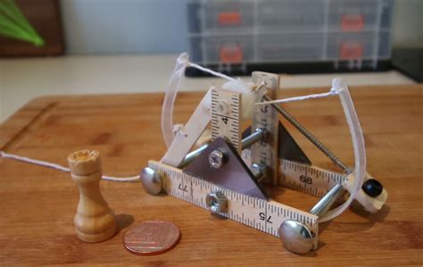 How To Make A Mini Da Vinci Catapult The Kid Should See This