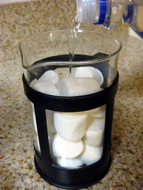 You Can Make This Delicious Marshmallow Vodka Infusion In Less Than A Day And It S So Delicious