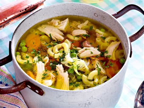 Ein led leuchtbild selber machen ist sehr einfach, wenn man den fehler nicht macht, welcher mir passiert ist. Hühnersuppe selber machen - so geht's | LECKER