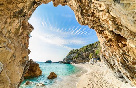 Co warto zobaczyć na wyspie Korfu Zagwarantuj sobie niezapomniane