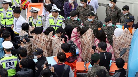 Students Among Hundreds Missing After South Korean Ferry Sinks The