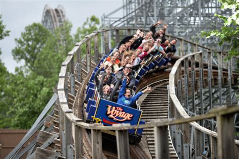 Wood Takes A Thrilling Turn In Roller Coaster Design The New York Times