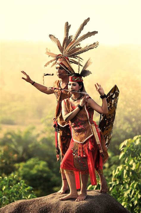 Dayak Culture Of Kalimantan By Prayudi Nugraha On 500px Traditional Outfits Culture Borneo