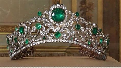 The Duchess Of Angoulemes Emerald Tiara Tiaras