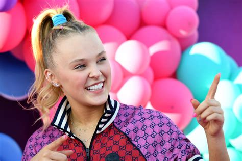 Jojo Siwa Ditched The Ponytail With A New Haircut