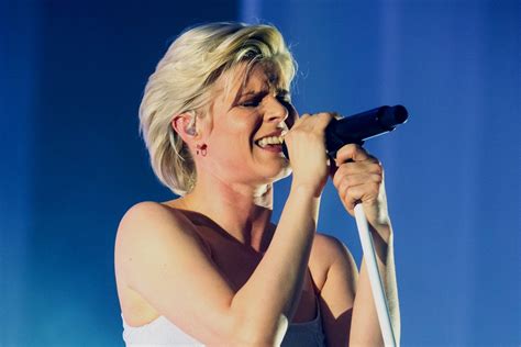 Robyn Review Comeback Confirms Her Status As One Of The Greats London Evening Standard