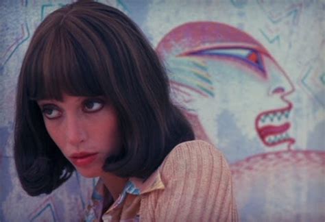 A Collection Of 18 Beautiful Photos Of Shelley Duvall From The 1970s
