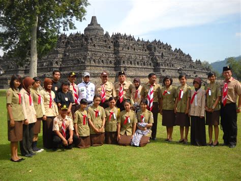 .dinas pariwisata, pemuda dan olahraga (disparpora) kabupaten magelang, saat acara temu media di mesastila resort and spa, magelang efek domino yang dihadirkan candi borobudur membawa angin segar bagi pariwisata magelang. Berita Magelang - Saka Pariwisata Borobudur Bentuk ...