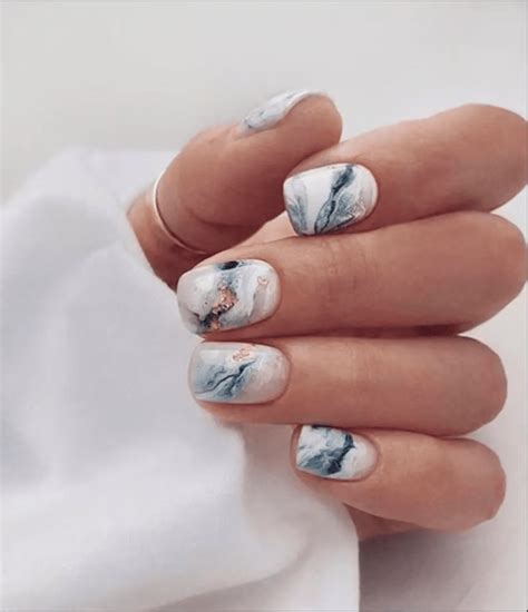 21 Stylish Blue Nail Ideas For Your Next Manicure College Fashion
