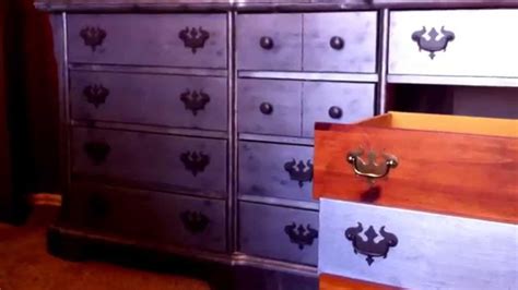 Check to make sure the final coat of paint is thoroughly dry. How to paint metallic furniture - Metallic painted ...