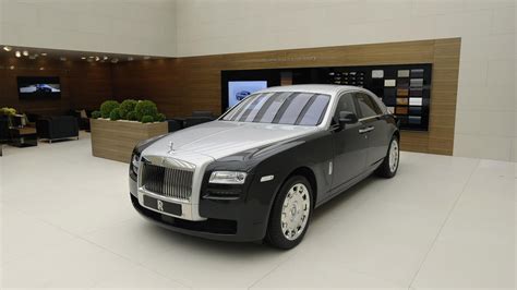 Rolls Royce Announces New Two Tone Bespoke Option For Ghost