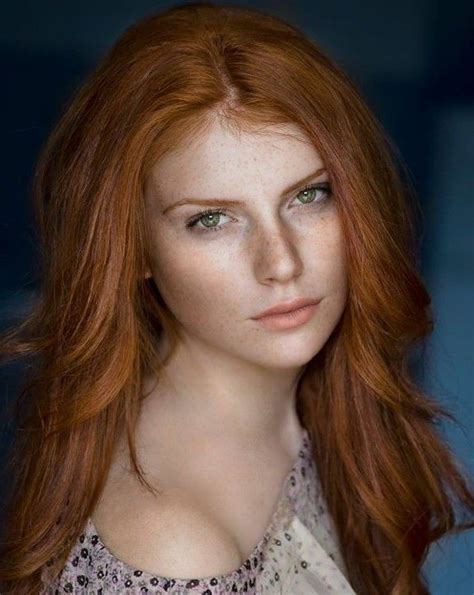 ️ redhead beauty ️ beaux cheveux roux femme rousse de beaux cheveux
