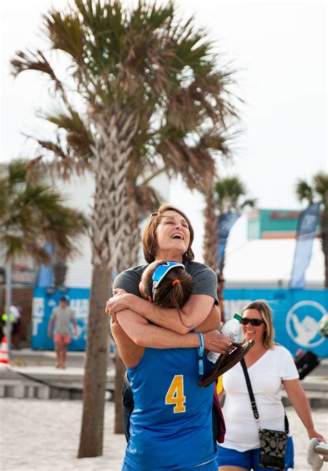 Gallery Beach Volleyball Defeats Usc And Lsu During Ncaa Tournament Daily Bruin