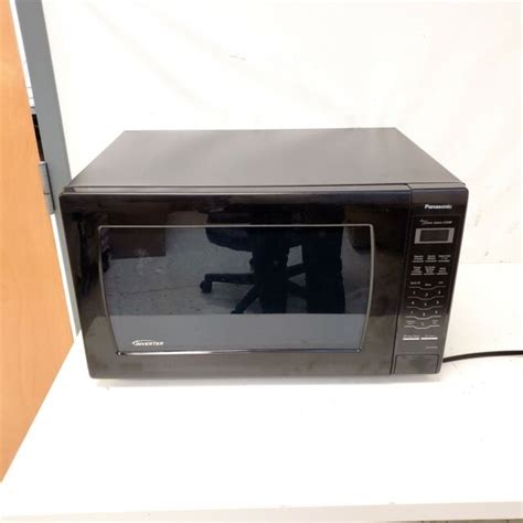 Panasonic Nn Sn936b 22 Cuft 1250w Countertop Microwave Oven Black