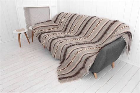 Wool Blanket Queen Size Bed Throw Hand Woven Plaid Bed Cover Sofa