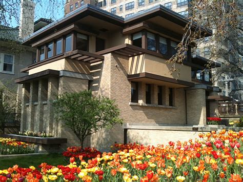 5 Things You Didnt Know About Frank Lloyd Wright Buildings Chicago