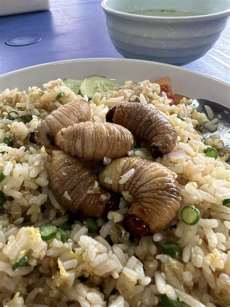 Eatery Serves Fried Rice With Sago Worms