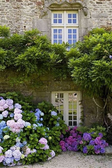 68 Beautiful French Cottage Garden Design Ideas Roundecor French