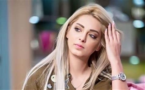 نشرت الإعلامية مي حلمي، صورة لها رفقة محمد صلاح نجم منتخب مصر ونادي ليفربول الإنجليزي، عبر حسابيها بموقع تبادل الصور والفيديوهات. مي حلمي: لما تكتشفي خيانة اللي قدامك مش هيطلعك بجناحات ...