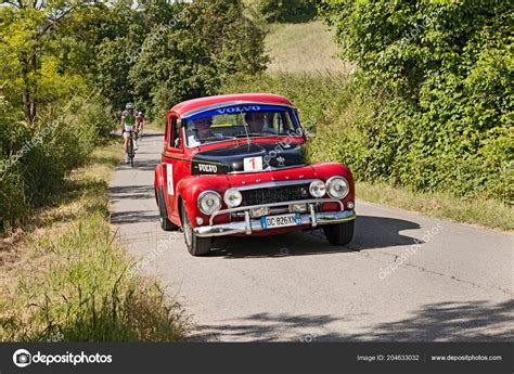 Model is 5.9 ft (180 cm) tall, she normally wears size xs/s. Vintage Car Volvo 544 Sport 1965 Runs Rally Classic Cars ...