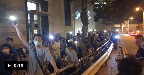 Brave Hong Kongers Openly Defy Beijing By Singing The Banned Protest