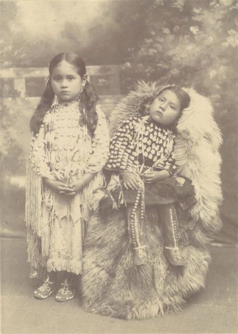 Kiowa Girls Native American Clothing Kiowa Oklahoma History