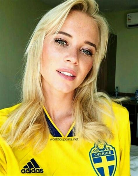 Suecia 😘 Sverige 😍 Hot Football Fans Football Girls Soccer Fans Sport Football Soccer Girls