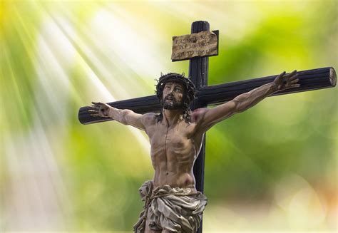 Jesus On The Cross Picture Picturemeta
