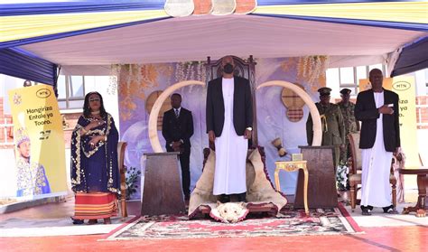 Mtn Uganda Congratulates His Majesty The Omukama Of Tooro Upon His 27th