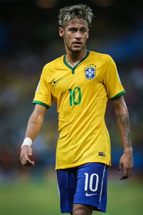 Neymar at national court on fc barcelona fraud investigation. Neymar | Steckbrief > Biografie > Lebenslauf > Dokumentation