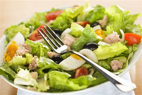 Salade Niçoise Au Thon Pour 4 Personnes Recette De Saladecom