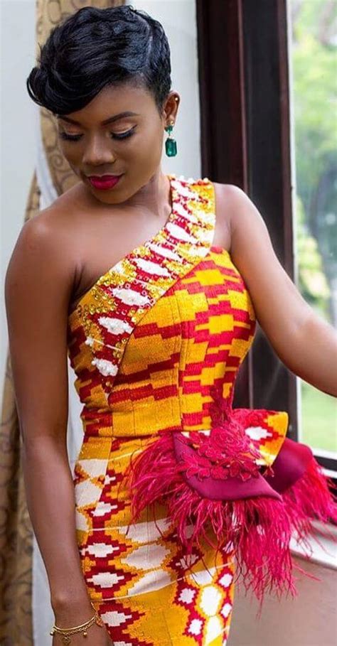34 Latest Ghanaian Kente Dresses Styles For Engagement To Copy In 2019