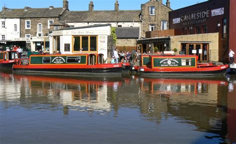 Luxury Narrow Boats For Hire From Pennine Cruisers Of Skipton Year
