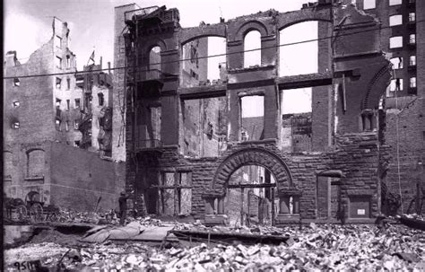 Just after 5:00 am on april 18, a noise like the roar of 10,000 lions rose as the entire city began to tremble and shake. San Francisco Earthquake 1906