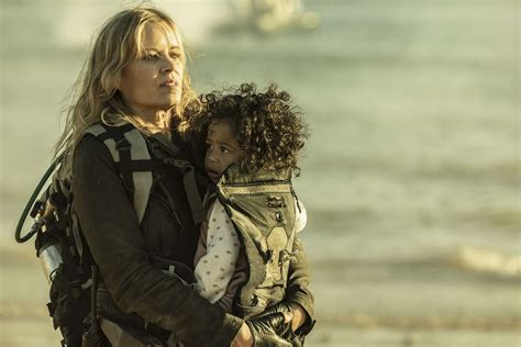 Fear The Walking Dead Showrunners Say A Big Reinvention Is Coming In Season 8 News