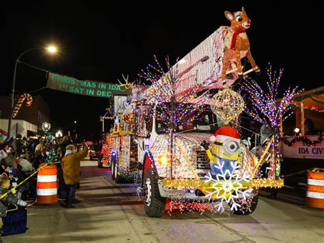 Families Turn Out For Fun At Ida Christmas Festival Parade The Blade