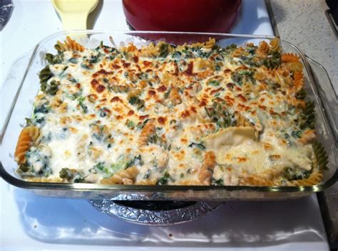 Baked Chicken And Spinach Alfredo 1 Box Tri Color Rotini Full