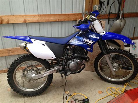 Romanian tractor takes you to the trails of calabogie for an enduro. 2009 Yamaha TTR230