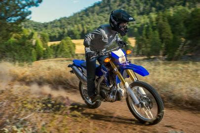 The frame and swingarm are probably the most refined pieces of this bike and they provide awesome geometry which results in quick handling. 2018 Yamaha WR250R Specifications @ BikeMatrix.net