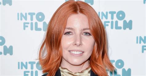 Stacey Dooley Perfectly Shows Off This Season S Trending Copper Hair Colour Ok Magazine