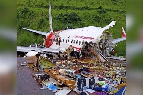 Air India Crash In Karipur Kerala Police Forms 30 Member Team To Probe