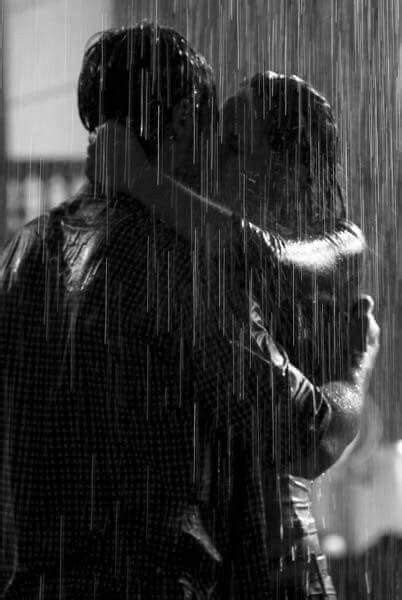 Kissing In The Rain Dancing In The Rain Couple Kissing Couples