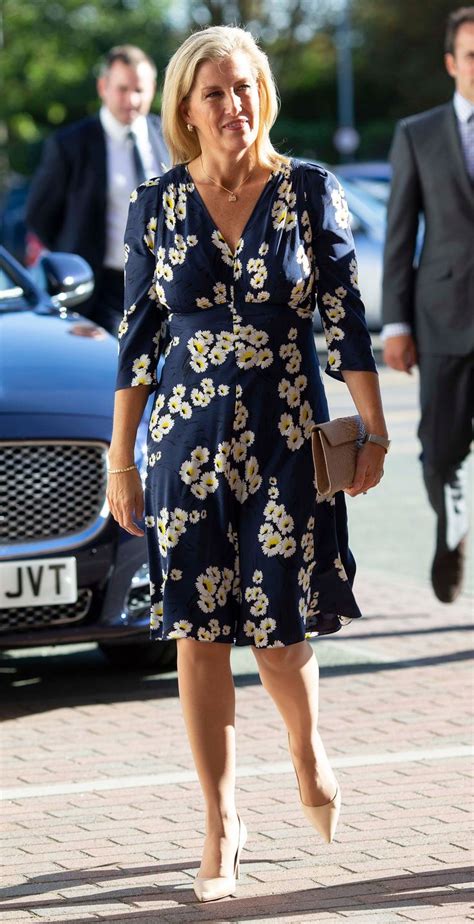Very many congratulations to prince edward, the queen's youngest child, and the countess of wessex who today, on friday 19 june, are celebrating an elegant choice from british designer suzannah london. Countess Wessex Serves Up Winter Style Inspo in a Chic ...