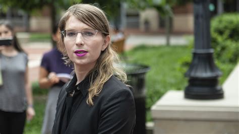 Judge Orders Chelsea Manning To Be Released From Jail