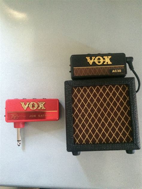With its retro vox design, the amplug cabinet creates an imposing miniature amp stack that is both attractive, and enjoyably incongruous. amPlug Cabinet - Vox amPlug Cabinet - Audiofanzine