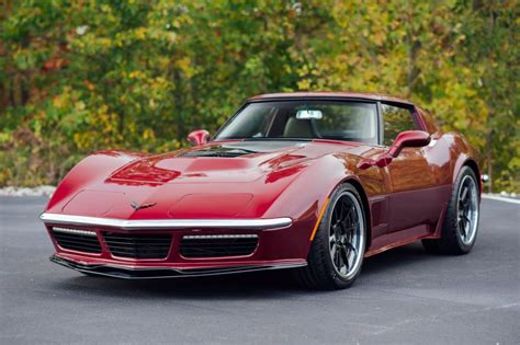 Amazing Custom 1972 Corvette Features Ls2 Power Modern Style