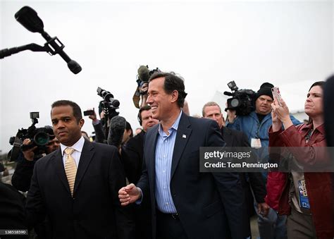 Republican Presidential Candidate Former Us Sen Rick Santorum