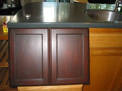 I am wondering if you just did one coat on all surfaces, or multiple coats? general finishes gel stain brown mahogany | Gel Stains From General Finishes | Kitchen cabinets ...